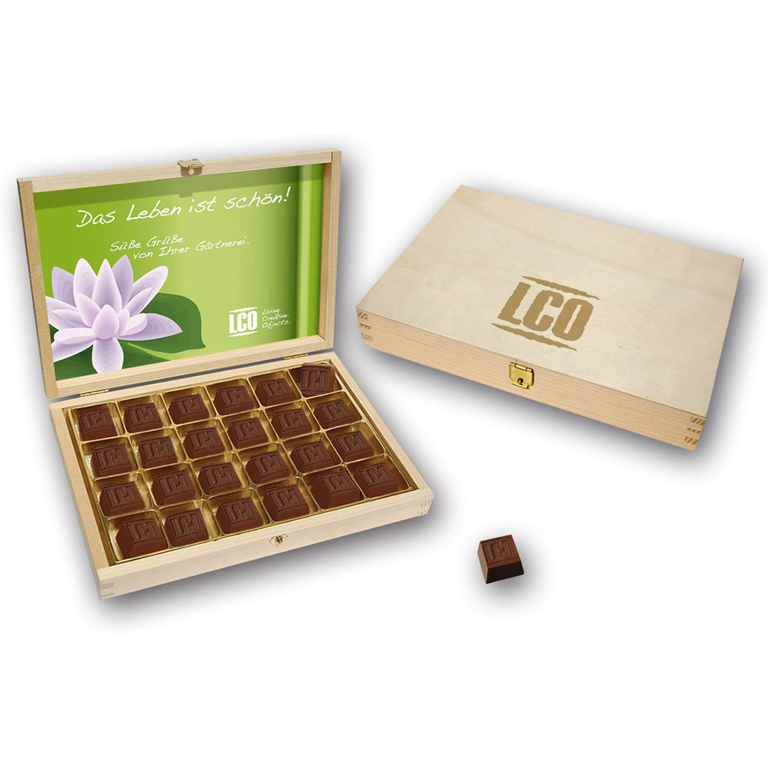 Pralinen geprägt 24er Holzkiste